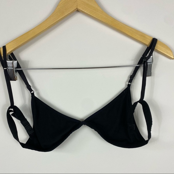ARITZIA TALULA Black Triangle Bralette - Picture 7 of 7